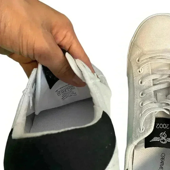 Creative Reaction Zeus Shoes Women's Size 7 White Canvas Sneaker Mock Lace-Up - Picture 6 of 8